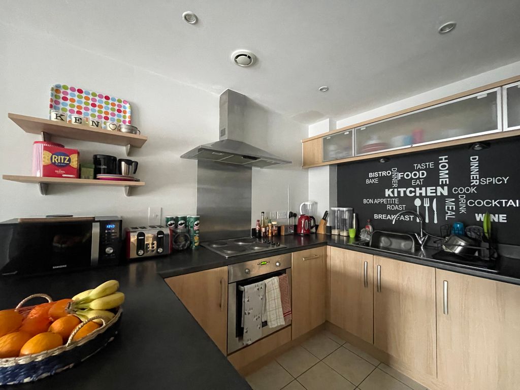 Property photo 3 of 5 Kitchen