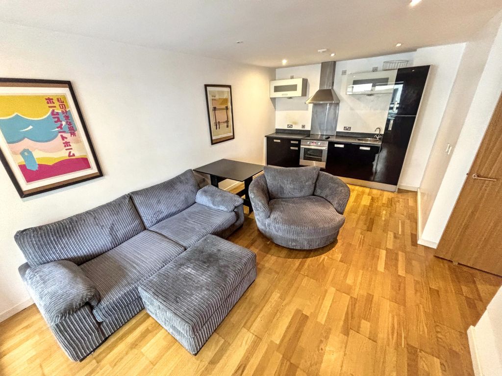 Property photo 3 of 12 Img_2355