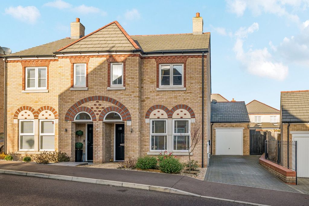 Property photo 1 of 21