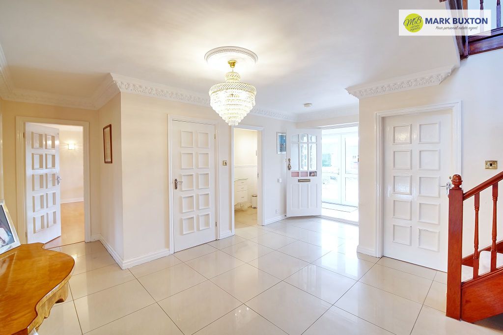 Property photo 3 of 35