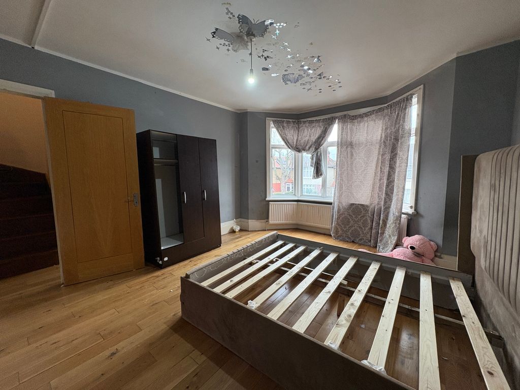 Property photo 1 of 8 Img_0066