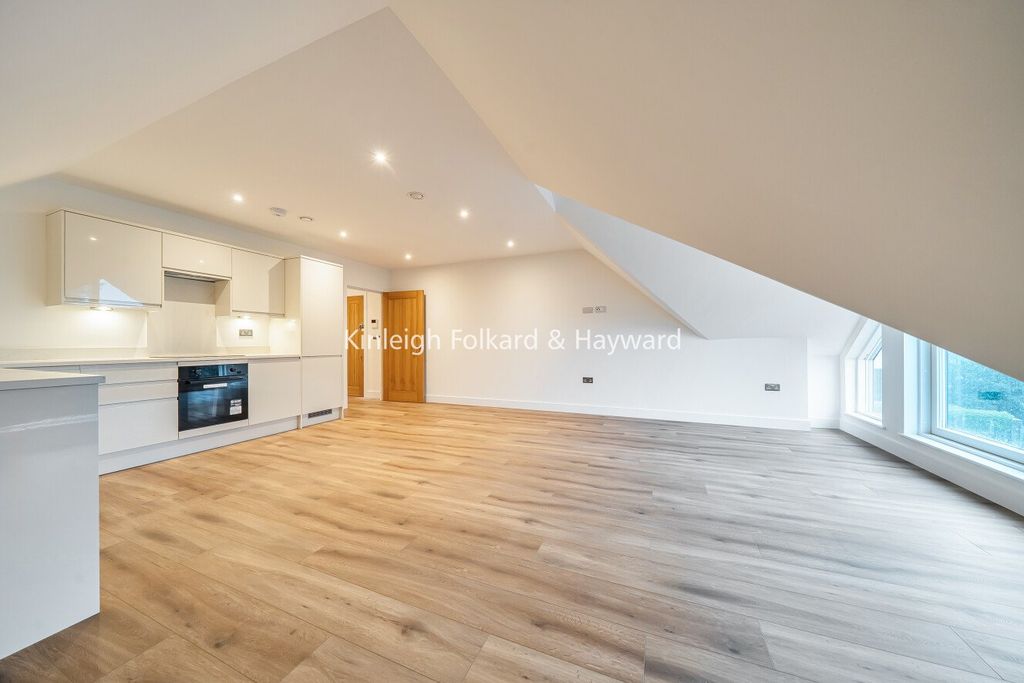 Property photo 2 of 26 Picture No. 06