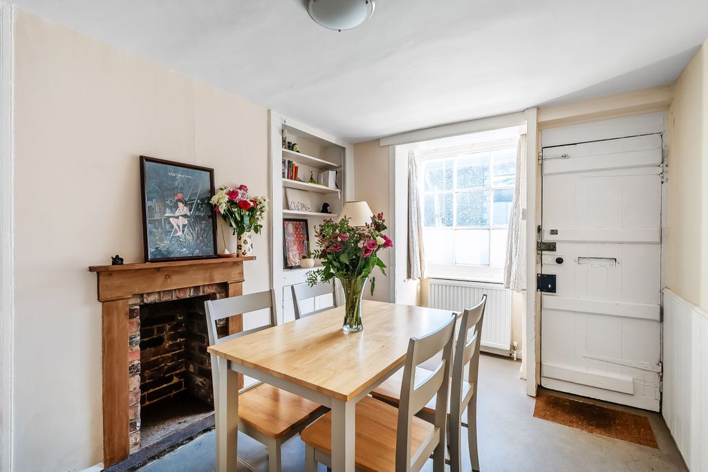 Property photo 2 of 25 Photo 2