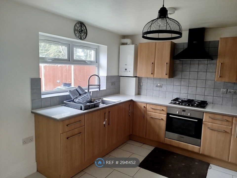 Property photo 2 of 13