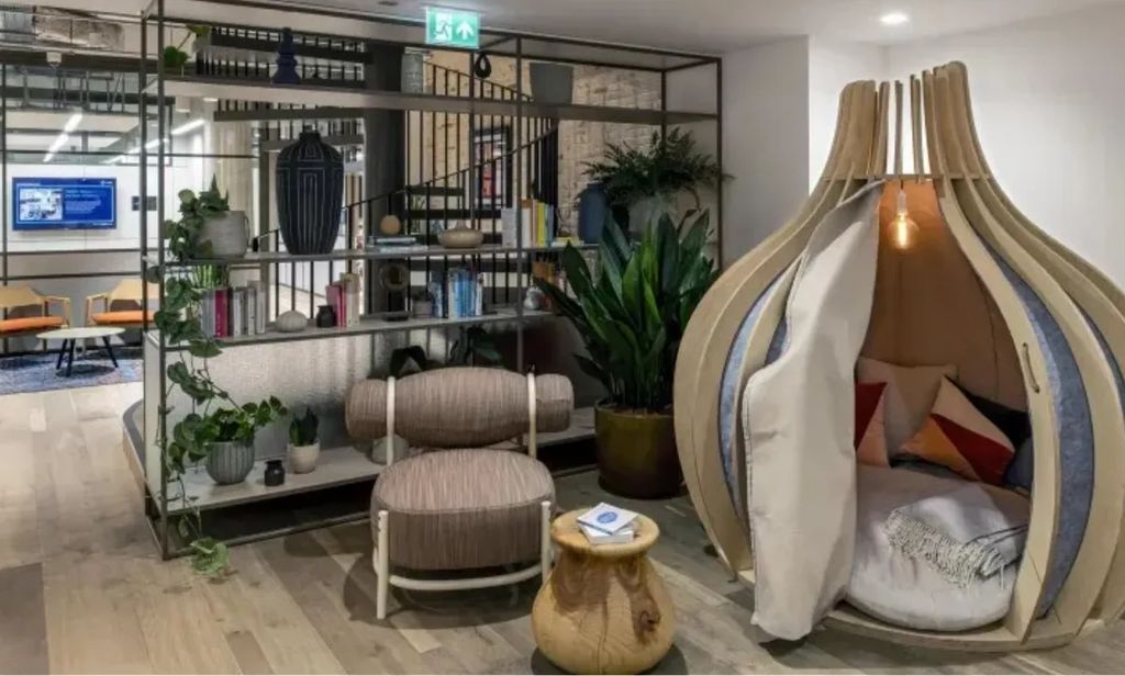 Property photo 3 of 13