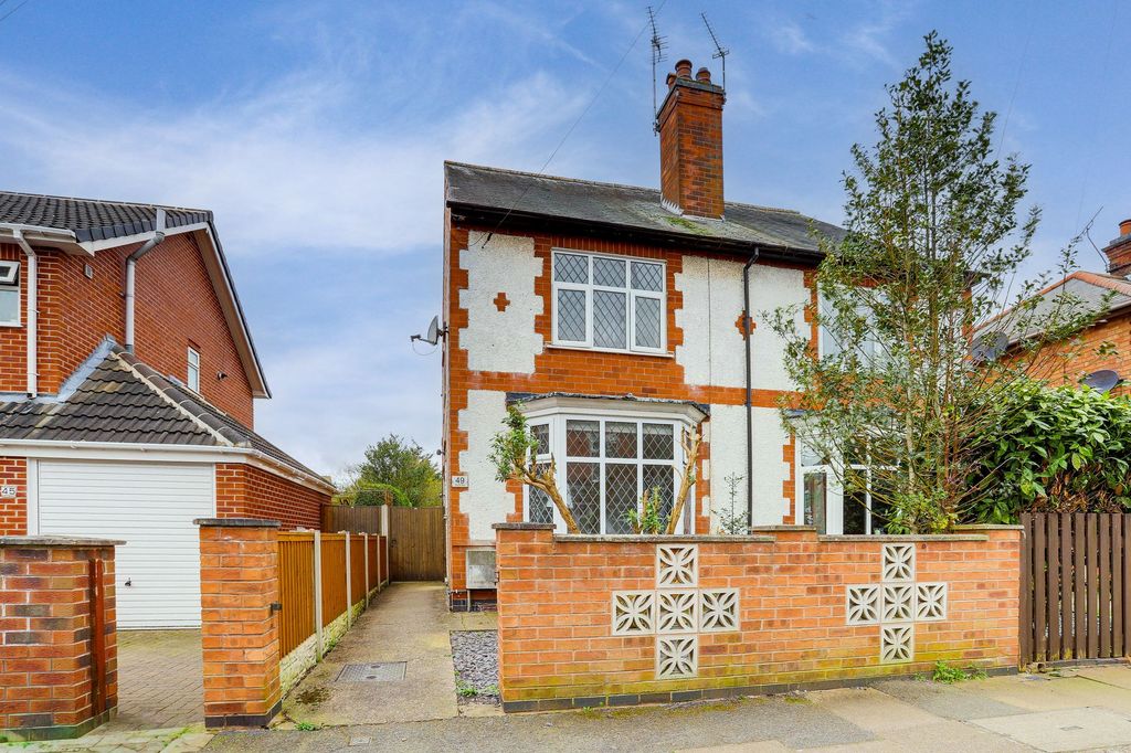 Property photo 1 of 21