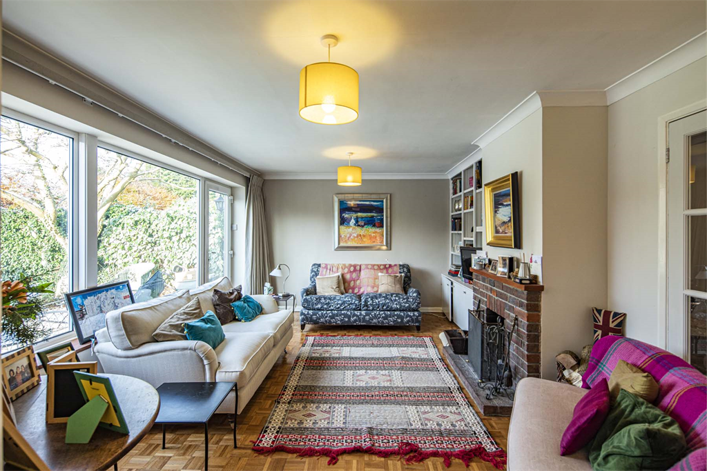 Property photo 2 of 18