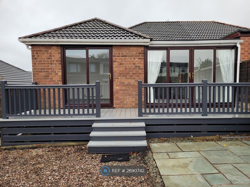 Property photo 2 of 20 Decking At Back