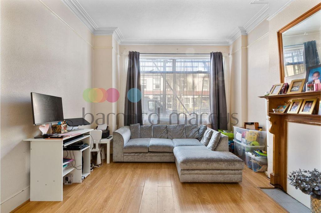 Property photo 1 of 7 View