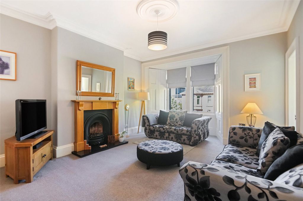 Property photo 3 of 28 Picture No. 20