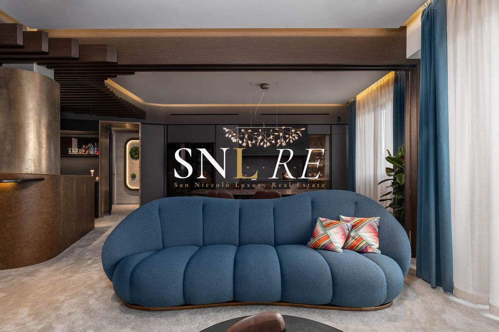 Property photo 3 of 31