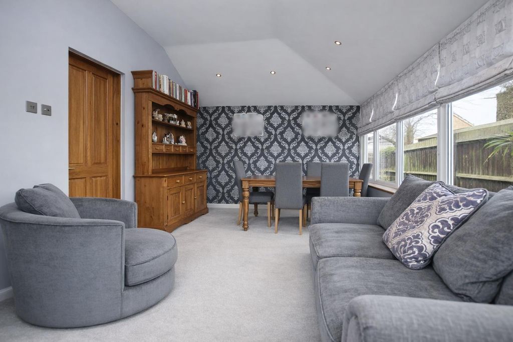 Property photo 2 of 14 F556218B-90Cf-455d-B545-4Af650Bf1E0B.Png