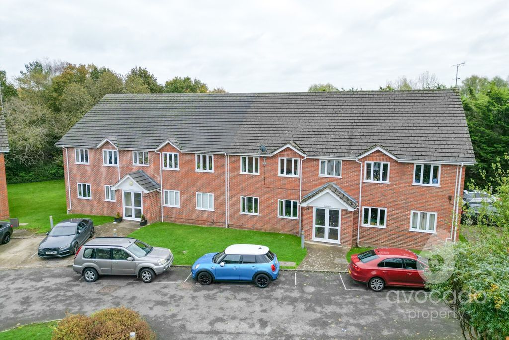 Property photo 1 of 9 4395341