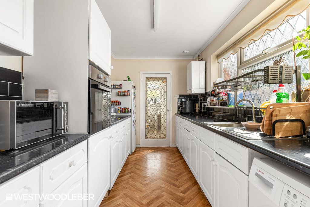 Property photo 2 of 21 Northroad_16.Jpg