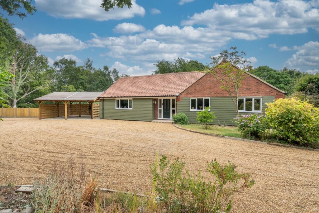 Property photo 1 of 33