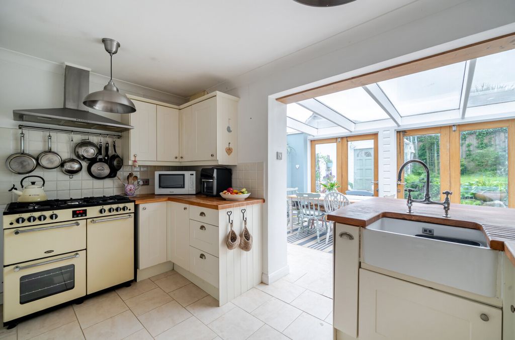 Property photo 2 of 29 1464228-12-6A0B49...