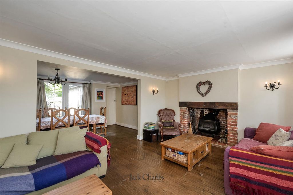 Property photo 3 of 24 Stone Cottage, Wrotham, Tn15 7Ap 003.Jpg