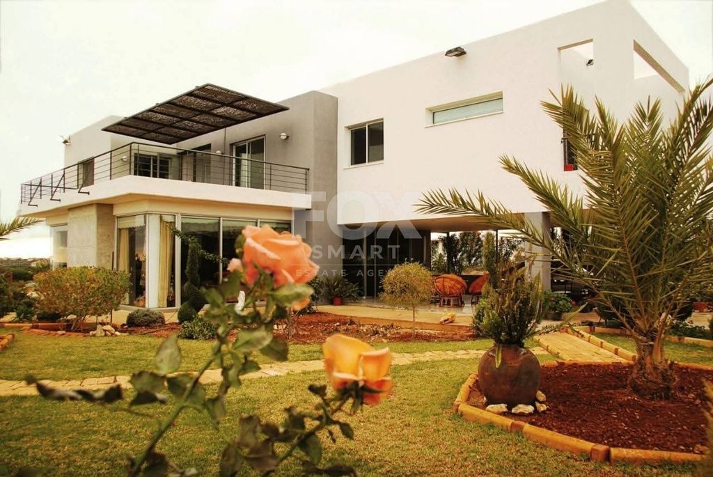 Property photo 1 of 57 Luxury Four Bedroom Luxury Detached Villa With Private Gym F
