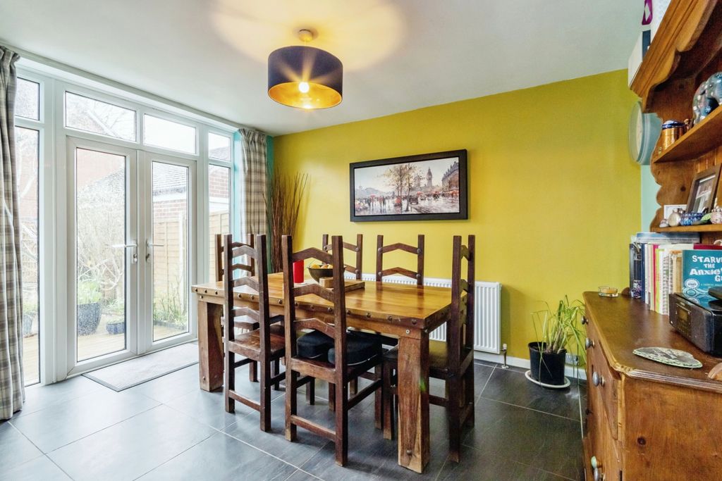 Property photo 3 of 20 Img_2553
