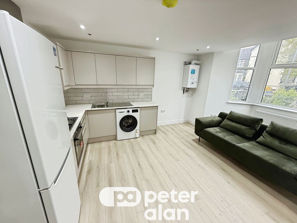 Property photo 2 of 4