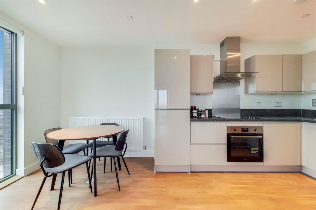 Property photo 3 of 20 Picture No. 03