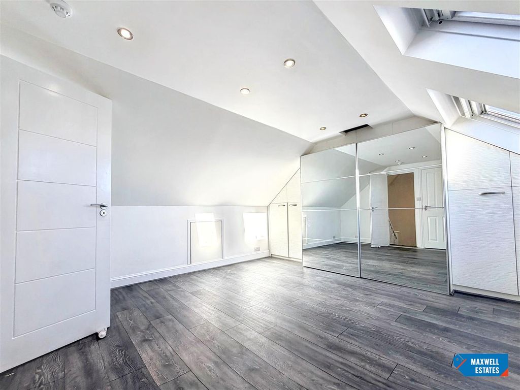 Property photo 1 of 28 Whitchurch 16.Jpg