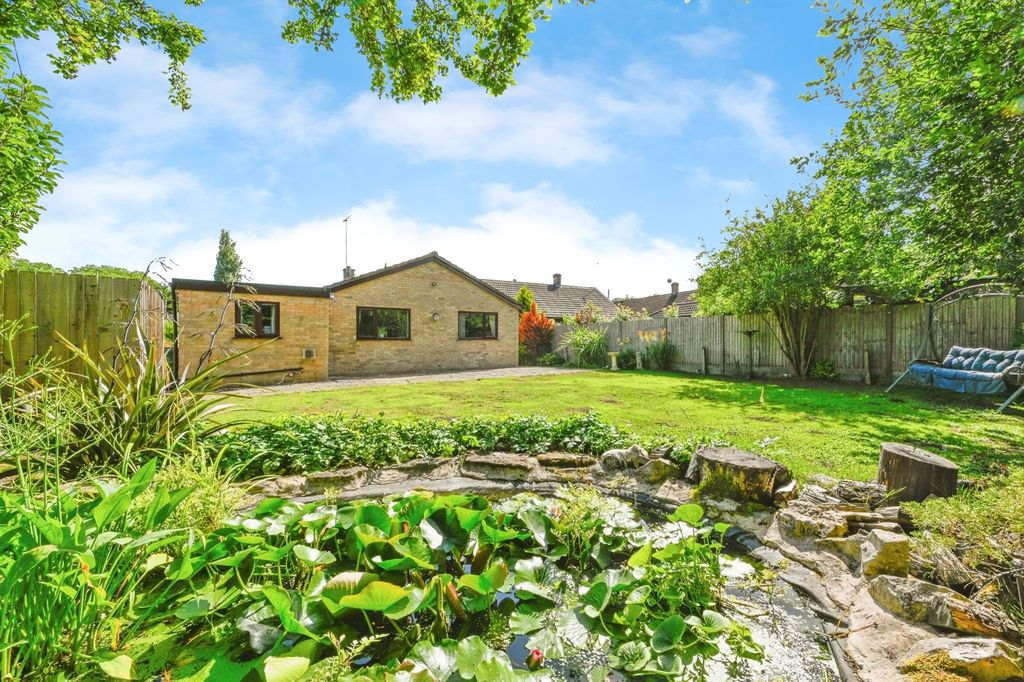 Property photo 2 of 17 Photo