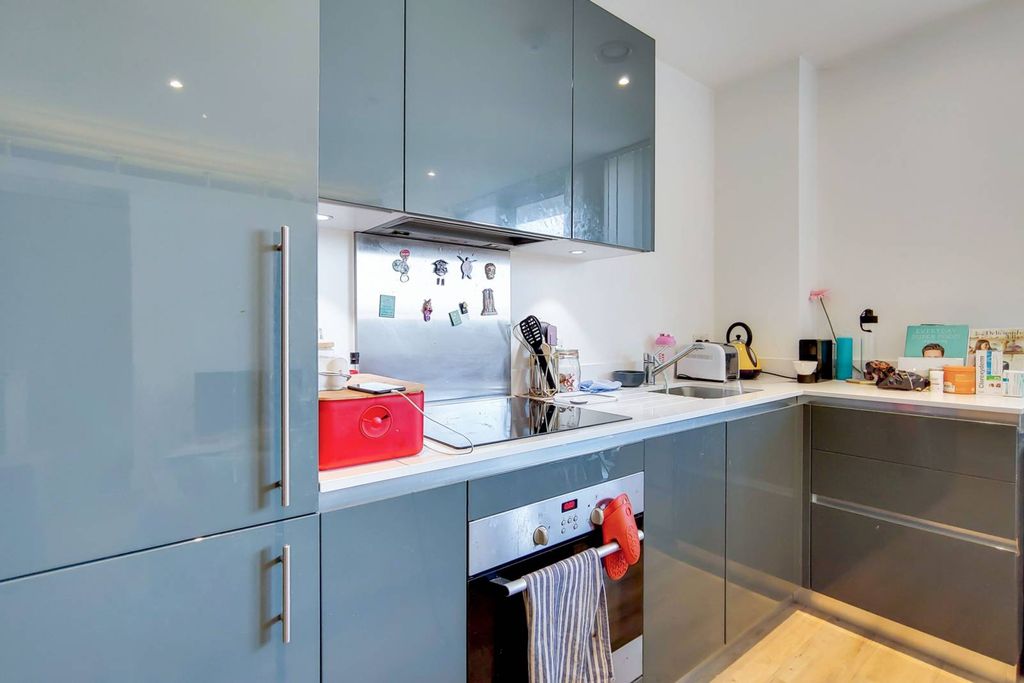 Property photo 3 of 10