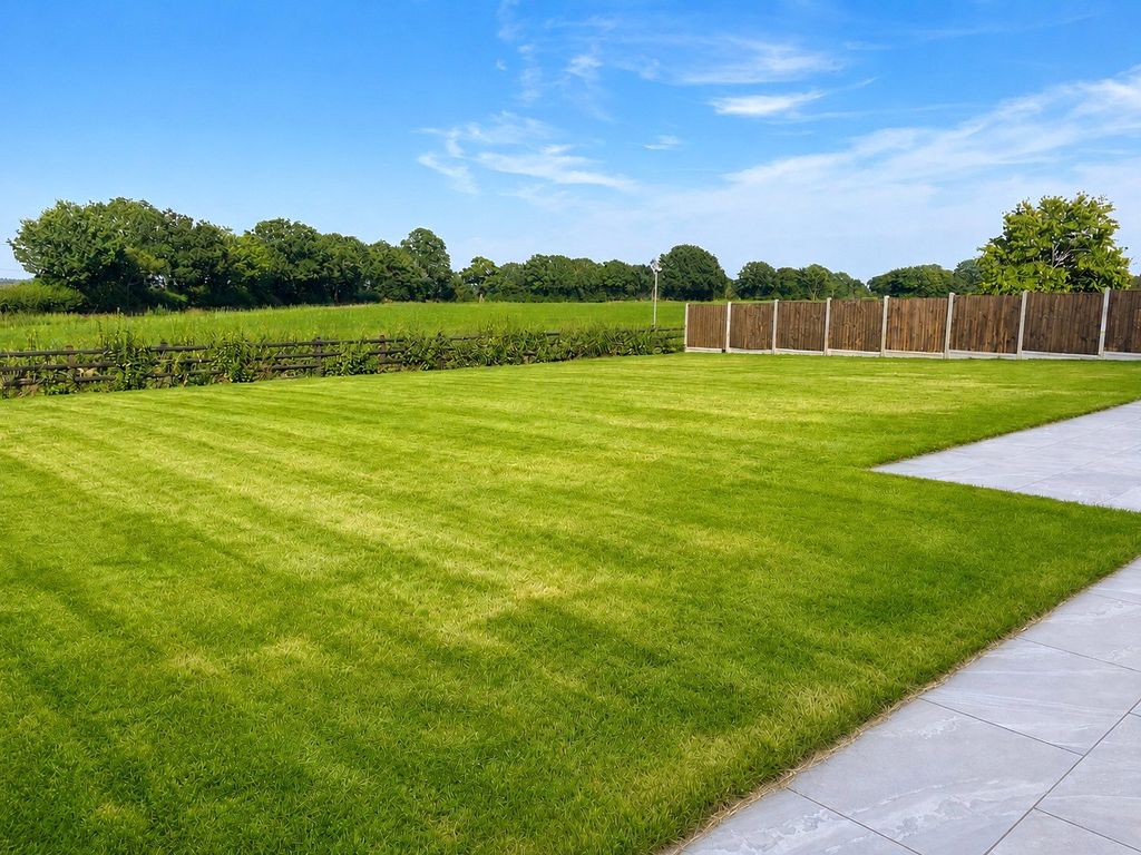 Property photo 2 of 16 Rear Garden