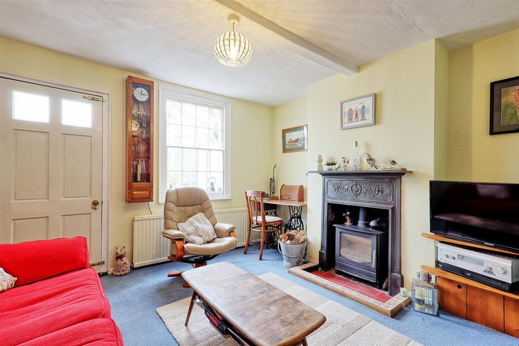 Property photo 2 of 21 Img_1054_5_6_Easyhdr-Interior3.Jpg