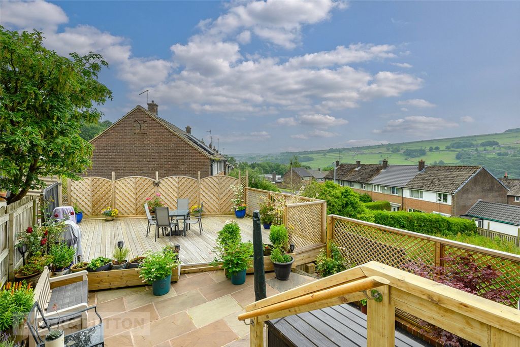 Property photo 2 of 24 Rear Garden
