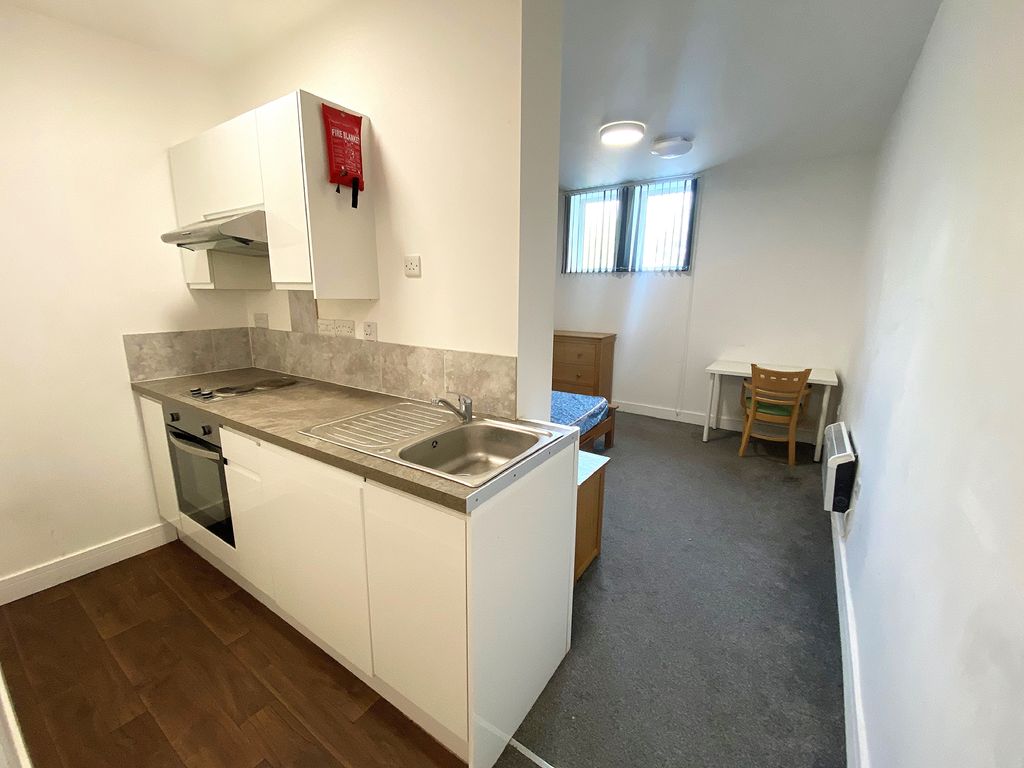 Property photo 3 of 5