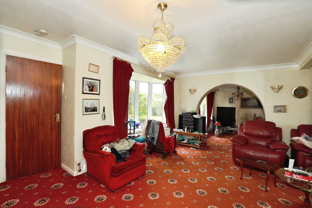 Property photo 2 of 13 Pbox-Img.Jpg