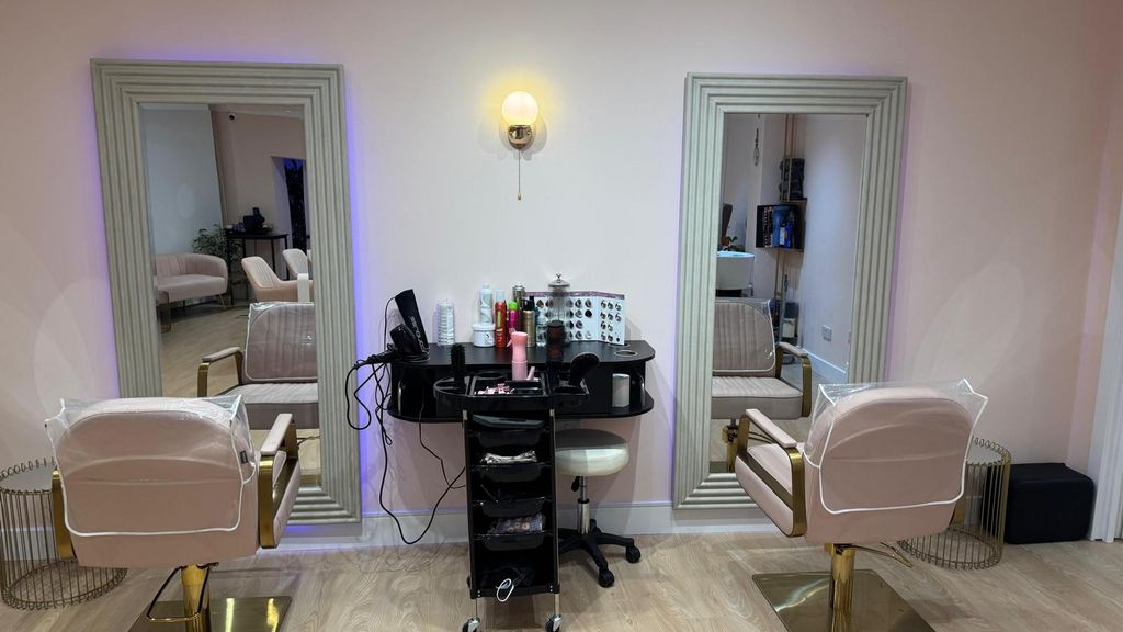 Property photo 1 of 3