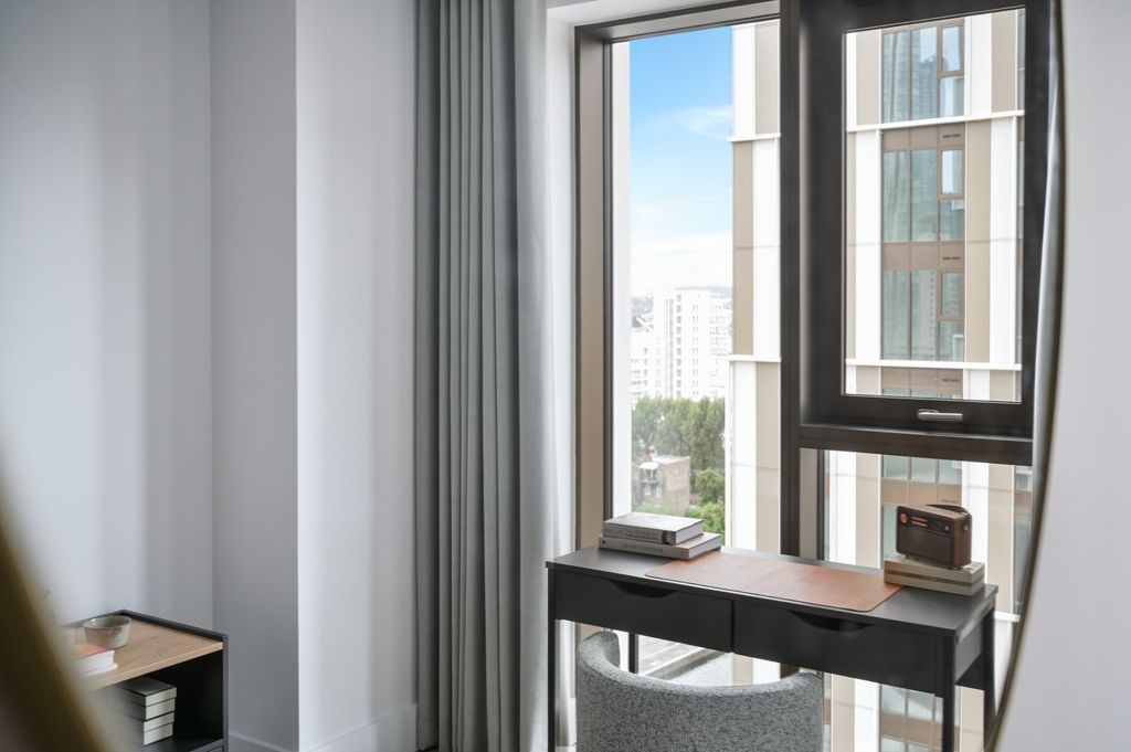 Property photo 3 of 23