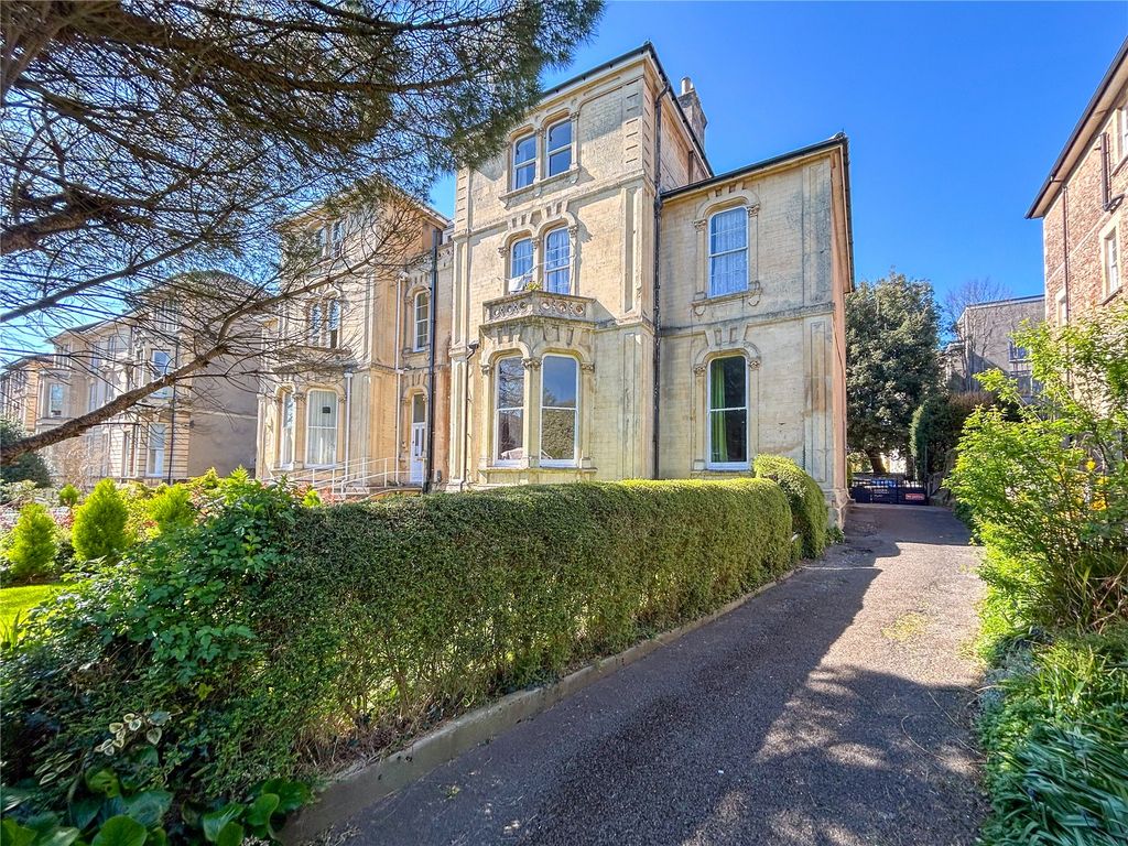 Property photo 1 of 27 Picture No. 29
