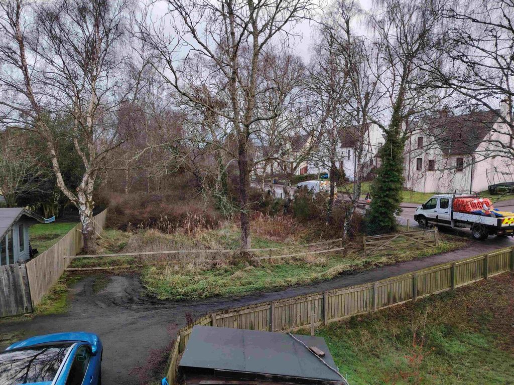 Property photo 2 of 11