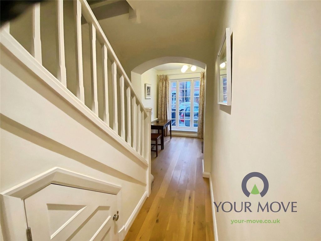 Property photo 2 of 12 Picture No. 18