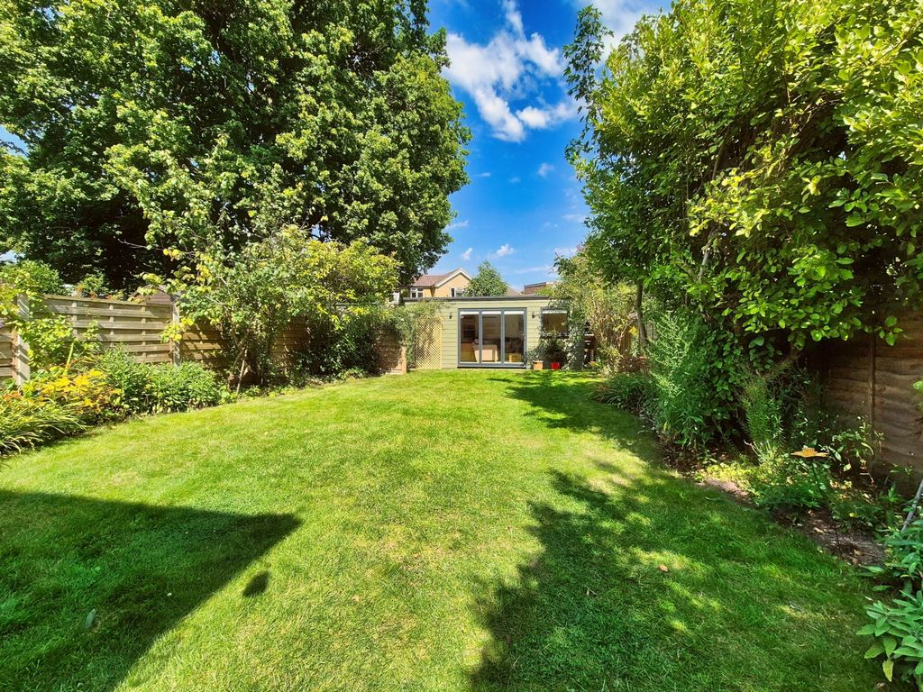 Property photo 3 of 24