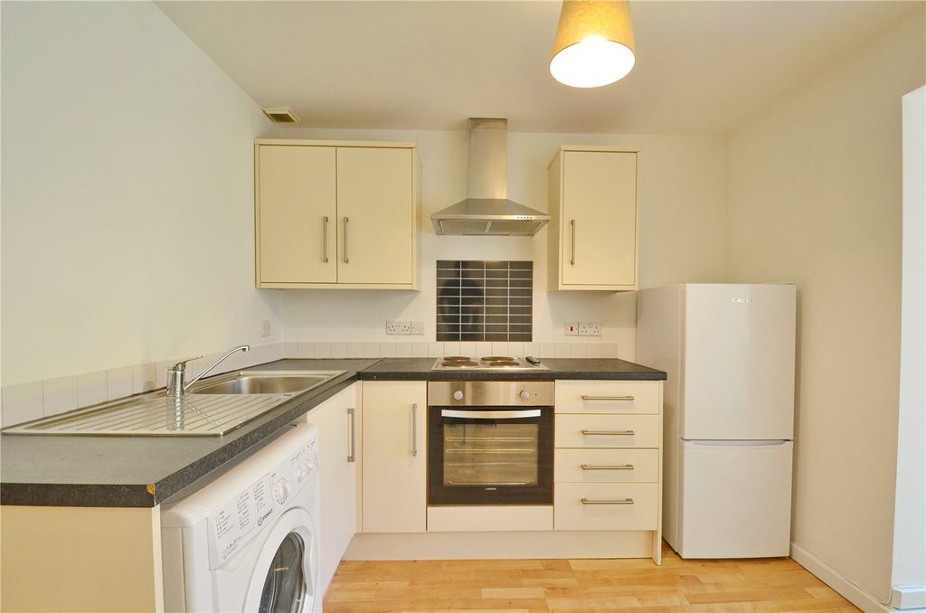 Property photo 2 of 9 Picture No. 03