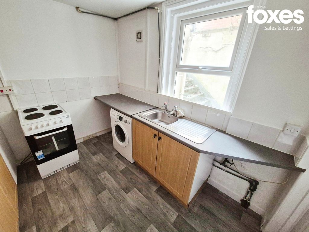 Property photo 3 of 10 3590233