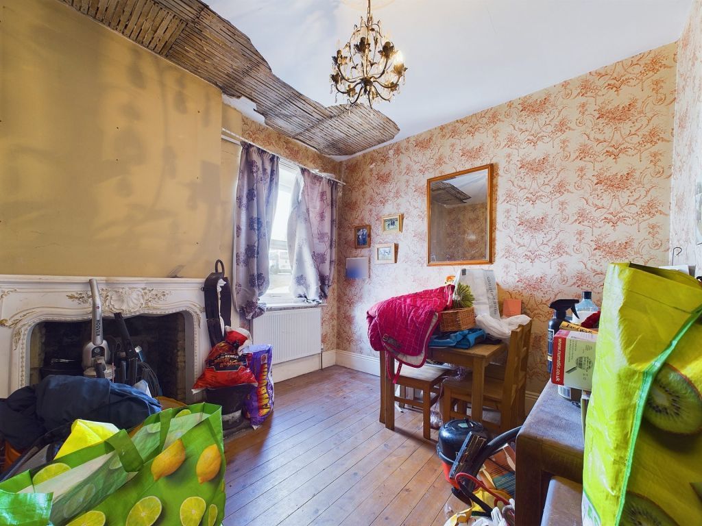 Property photo 3 of 20