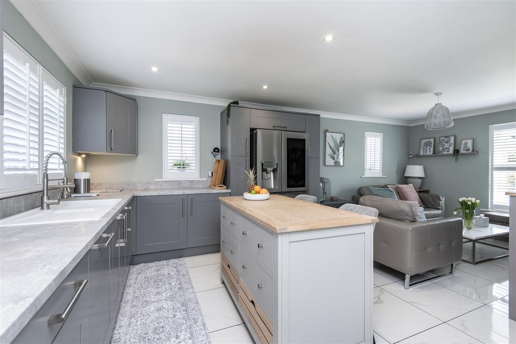 Property photo 2 of 40 Dsc_9710.Jpg