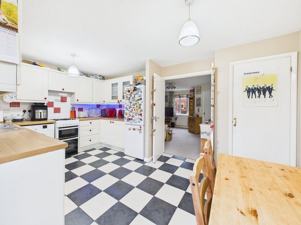 Property photo 3 of 20