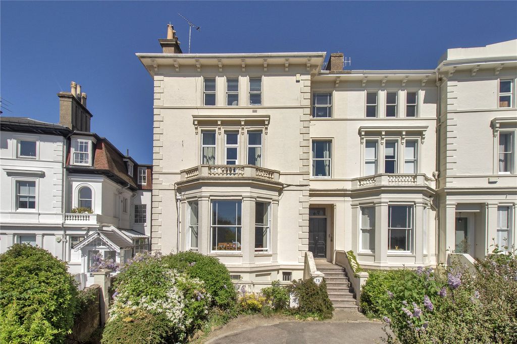 Property photo 1 of 12 73 Mount Ephraim