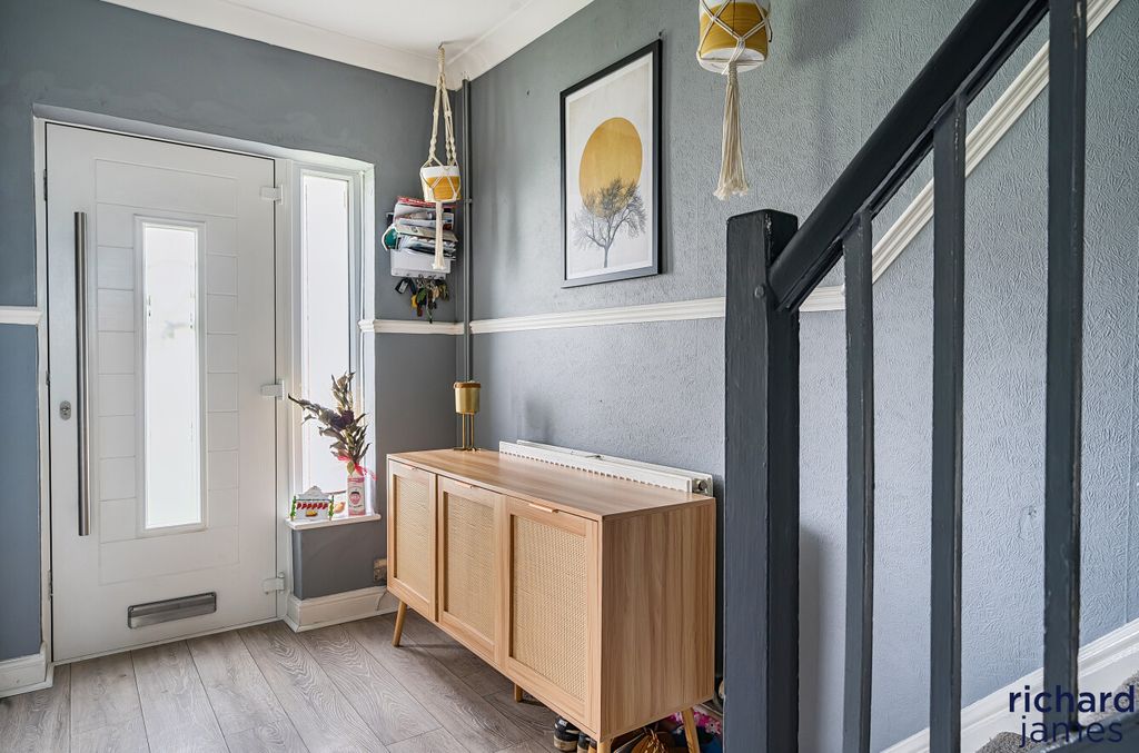 Property photo 2 of 15 2ce0d88De6c245828Ab4Ea7Dea446c24