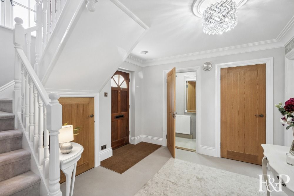 Property photo 3 of 30 4590615