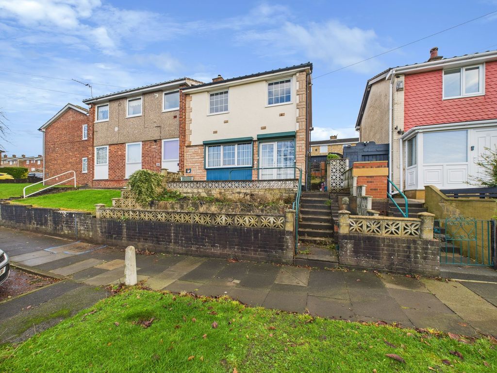 Property photo 1 of 11 External