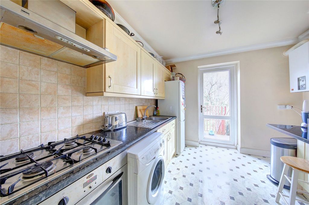 Property photo 2 of 6 Picture No. 04