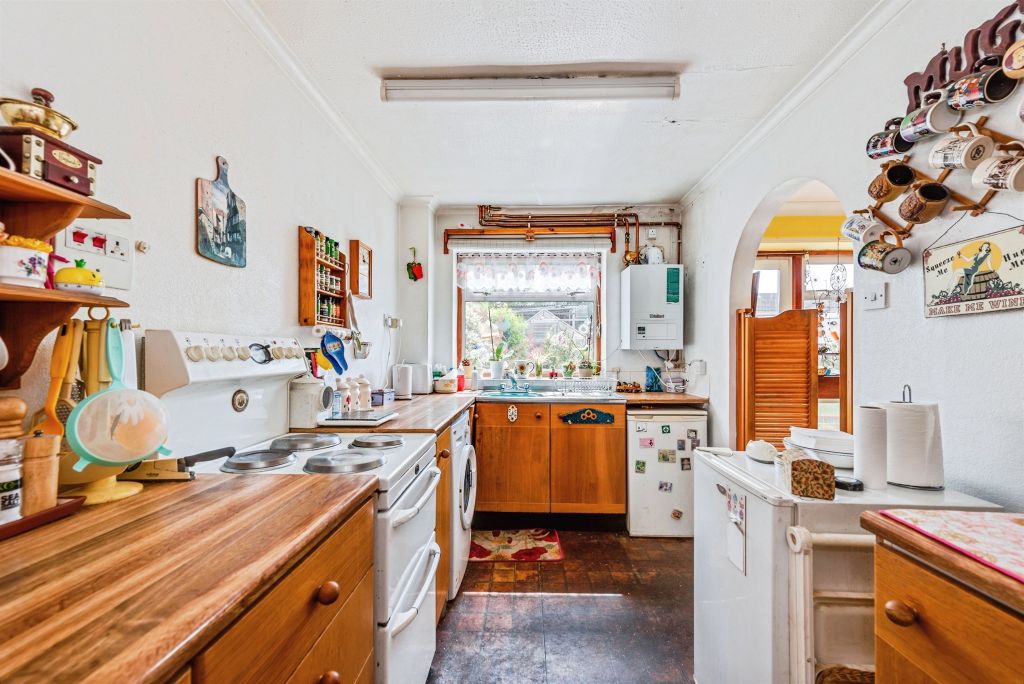 Property photo 3 of 18